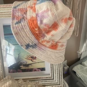 UO Tye Dye bucket hat